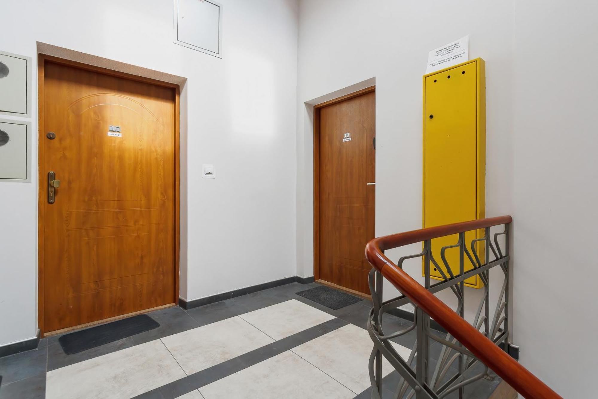 Apartment Amaretto Dluga 60 By Noclegi Renters Krakow Ngoại thất bức ảnh