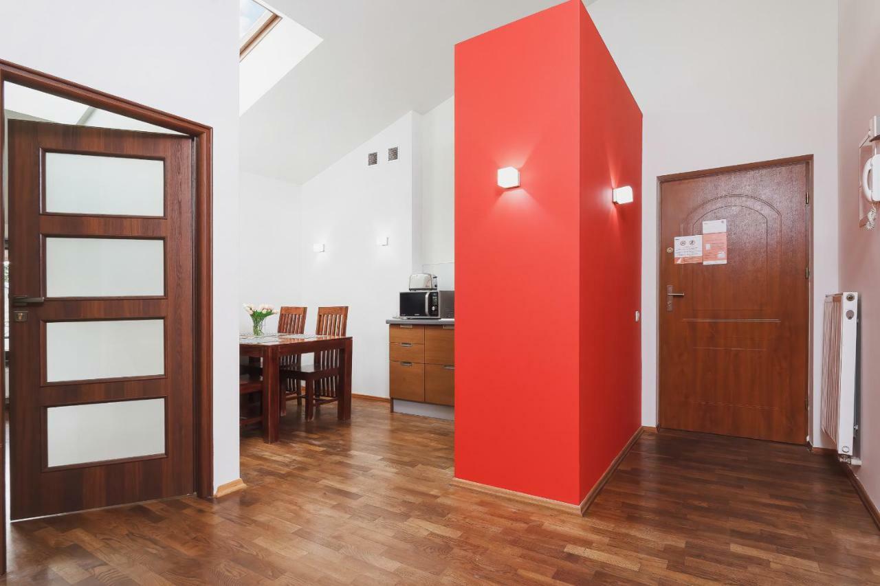 Apartment Amaretto Dluga 60 By Noclegi Renters Krakow Ngoại thất bức ảnh