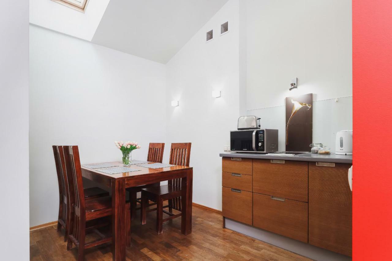 Apartment Amaretto Dluga 60 By Noclegi Renters Krakow Ngoại thất bức ảnh
